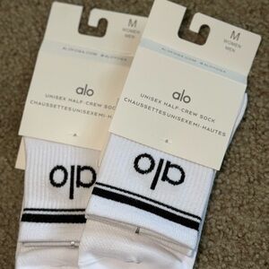 ALO Yoga White Half-Crew Athletic Socks
